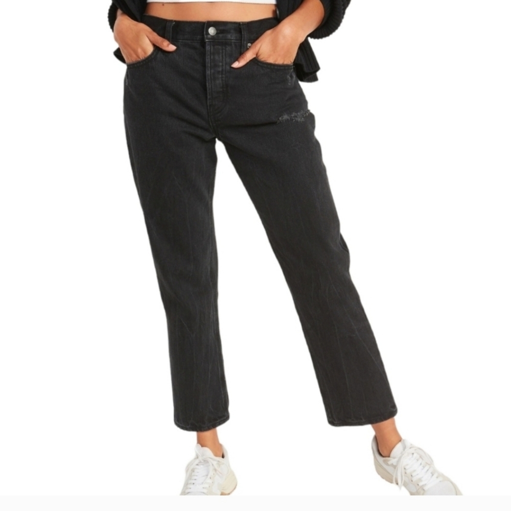 Old Navy High Rise Slouchy Straight Jeans